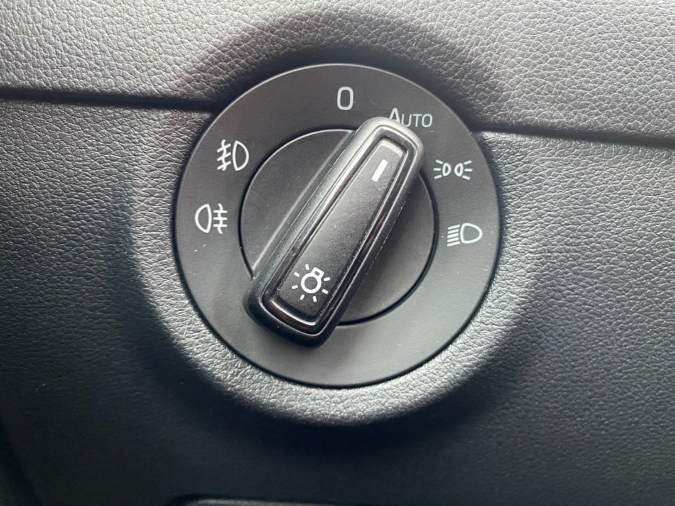 Škoda Octavia III 2.0 TDi Style