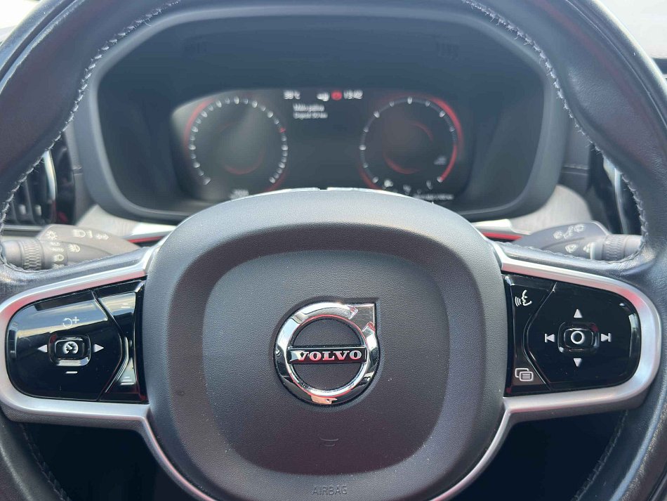 Volvo XC60 2.0 D 