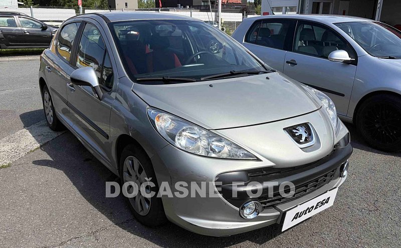 Peugeot 207 1.4i 