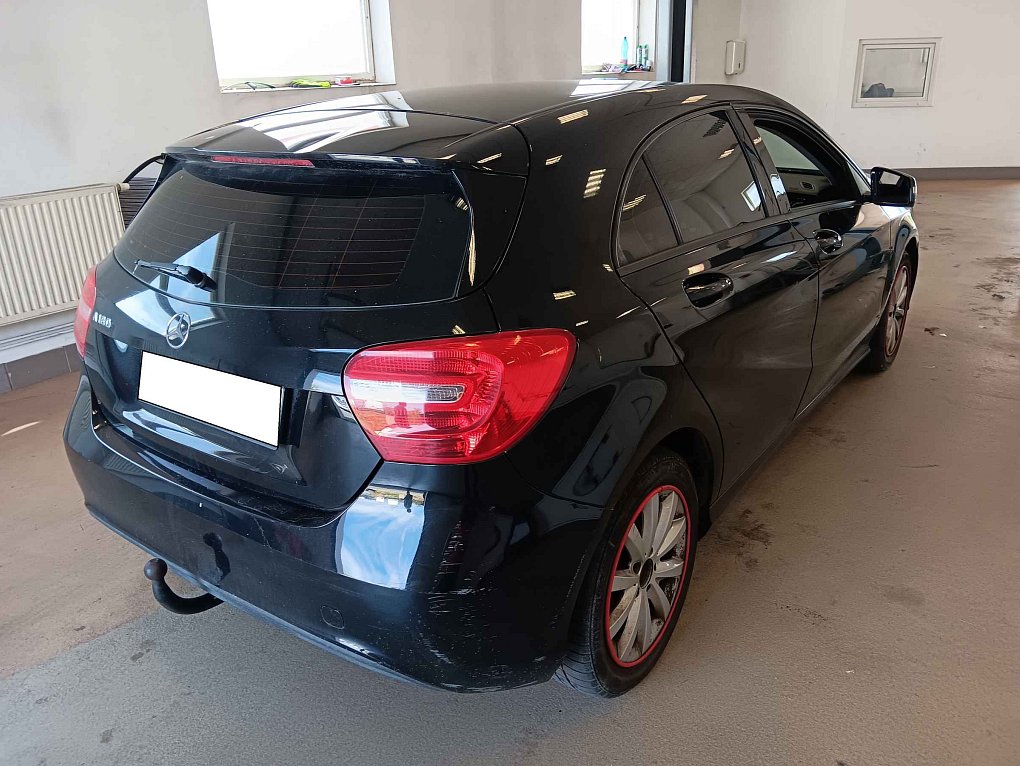 Mercedes-Benz Třída A 1.6i 