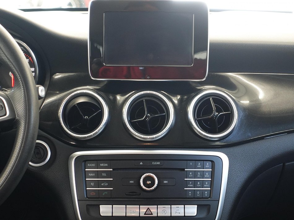 Mercedes-Benz CLA 2.2 CDi 