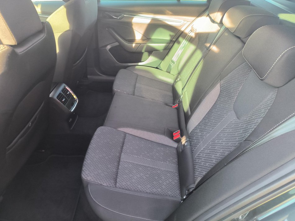 Škoda Octavia IV 2.0 TDI Style