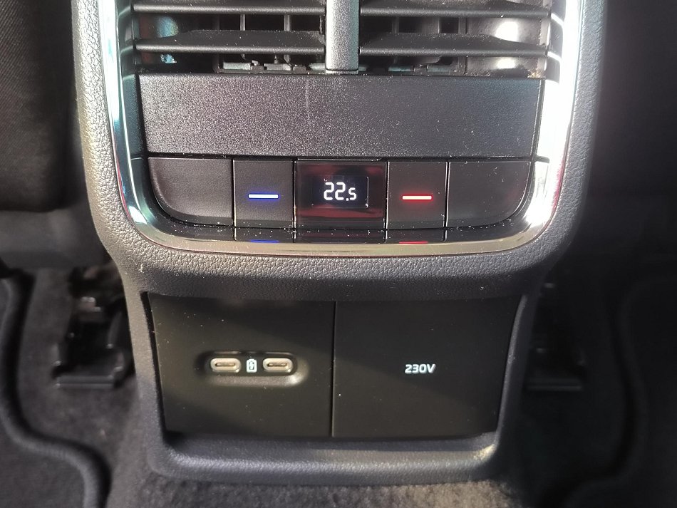 Škoda Octavia IV 2.0 TDI Style