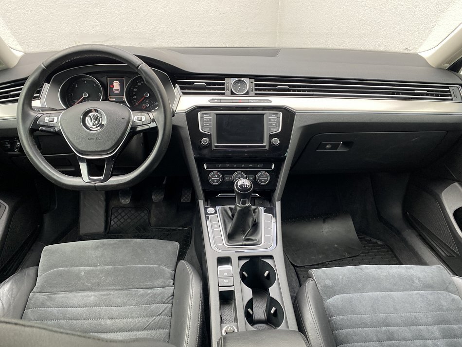 Volkswagen Passat 2.0 TDi Highline