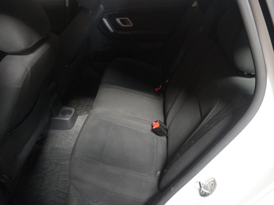 Škoda Fabia II 1.2 12V 