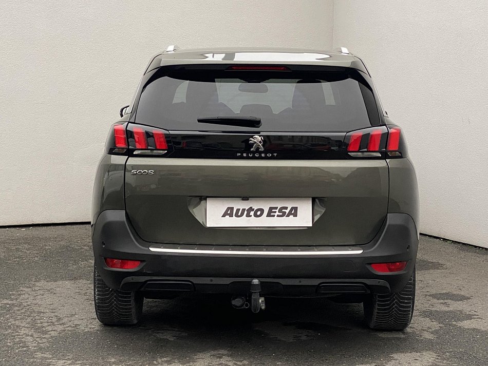 Peugeot 5008 1.2PT Allure