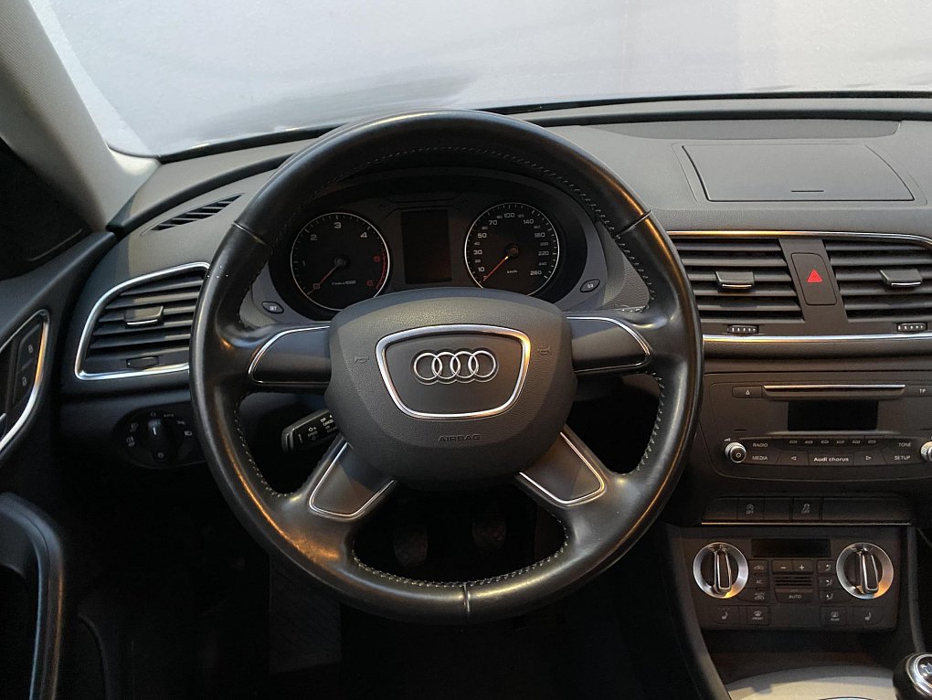 Audi Q3 2.0 TDi 