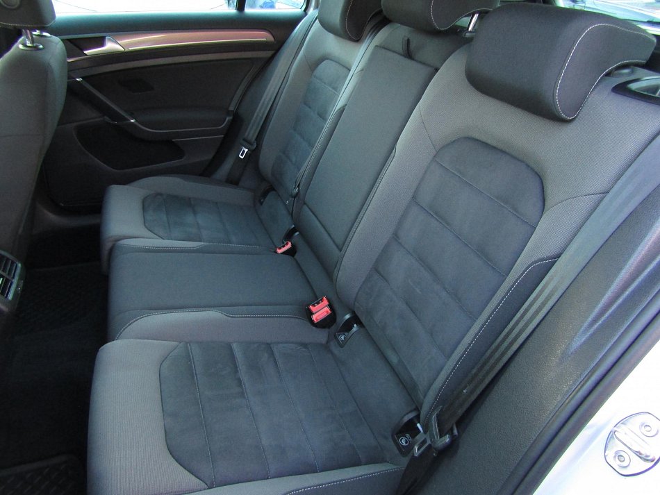 Volkswagen Golf 2.0TDi  4x4