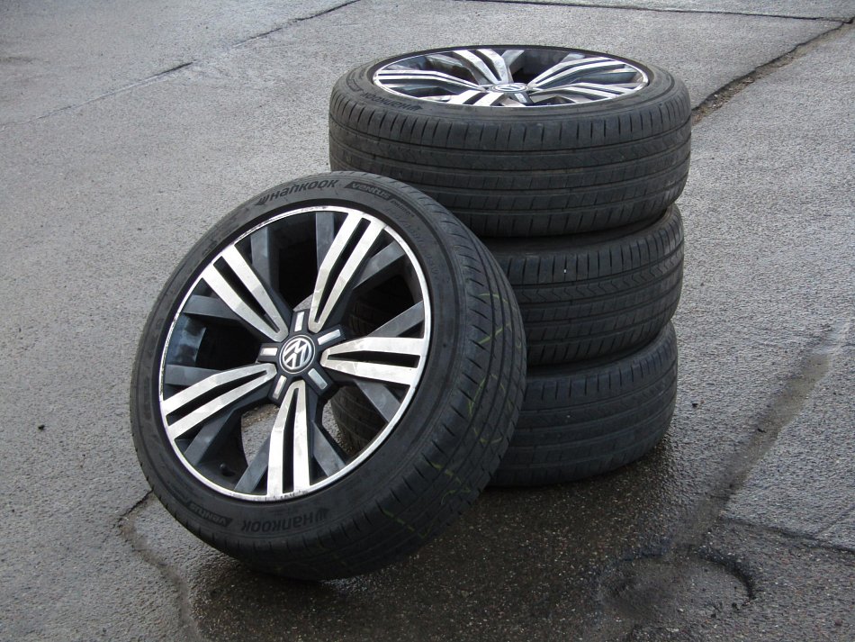 Volkswagen Golf 2.0TDi  4x4