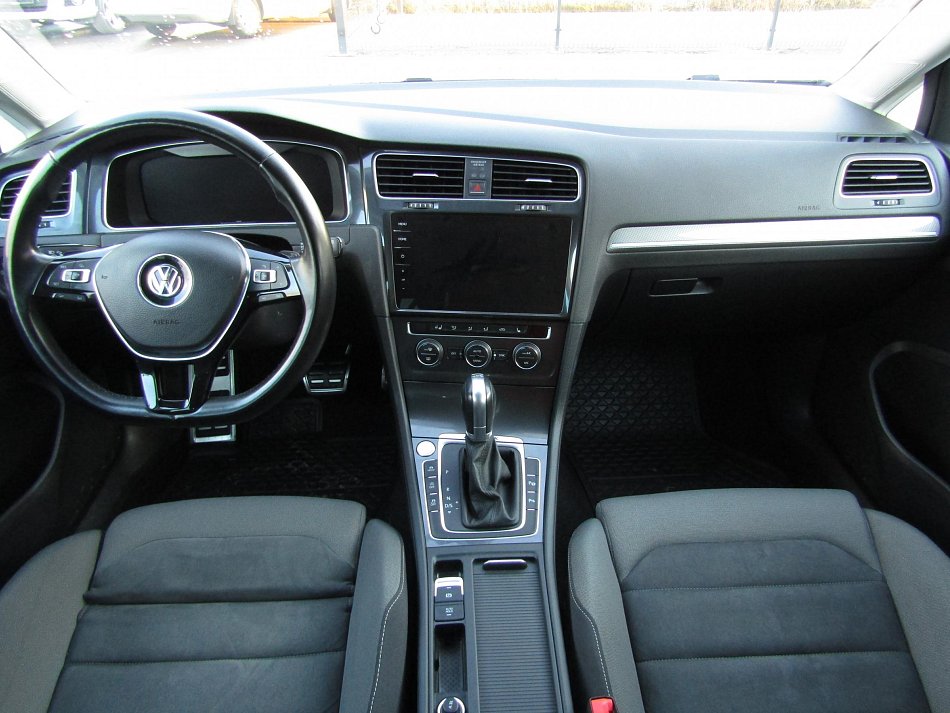 Volkswagen Golf 2.0TDi  4x4