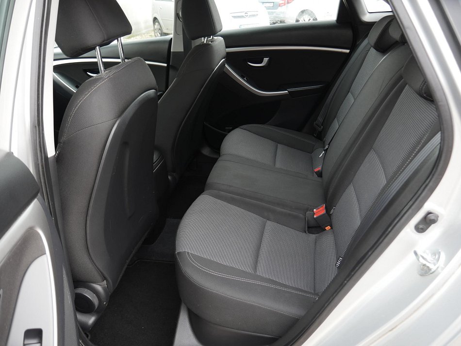 Hyundai I30 1.4 i 