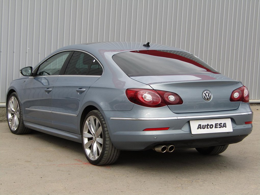Volkswagen Passat CC 2.0 TDi 