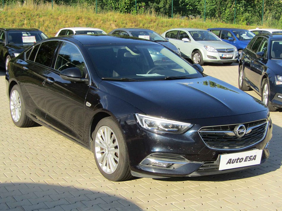 Opel Insignia 1.5T 