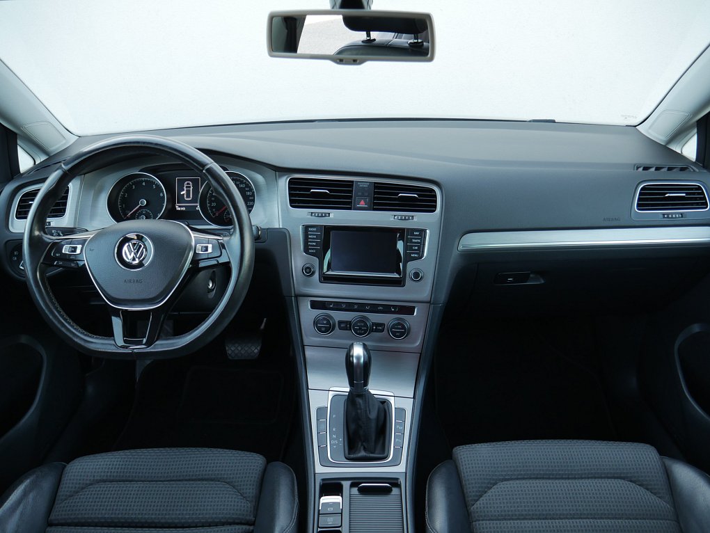 Volkswagen Golf 1.4 TSi 