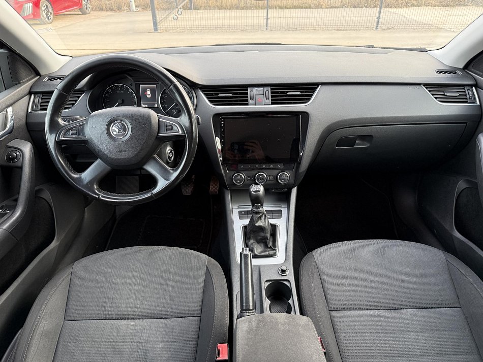 Škoda Octavia III 2.0 TDi Elegance