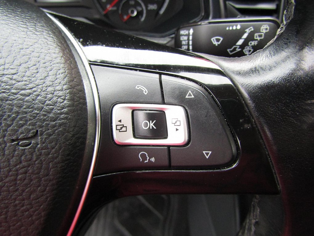 Volkswagen T-Roc 1.0 TSi Trendline