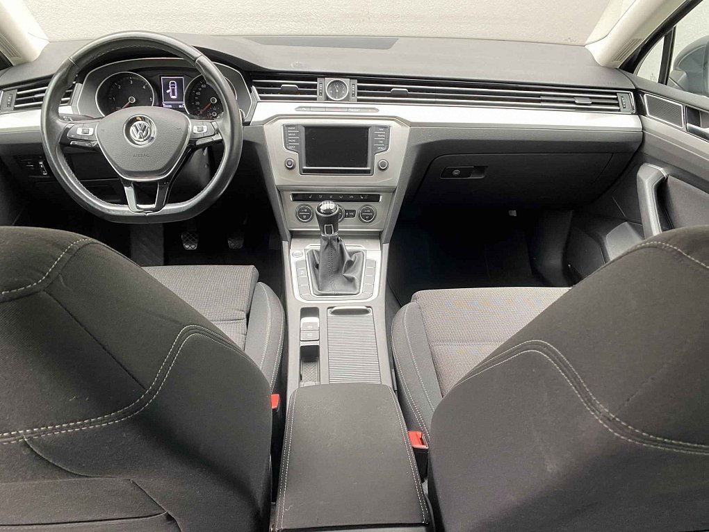 Volkswagen Passat 1.6 TDi Comfortline