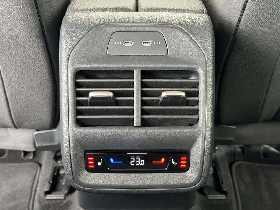 Škoda Superb IV 2.0 TDi L&K 4X4