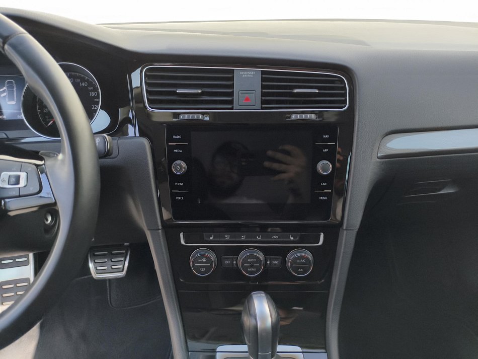 Volkswagen Golf 1.6TDi Join