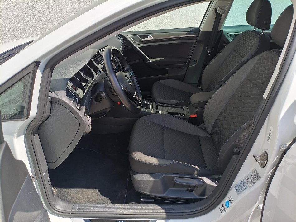 Volkswagen Golf 1.6TDi Join