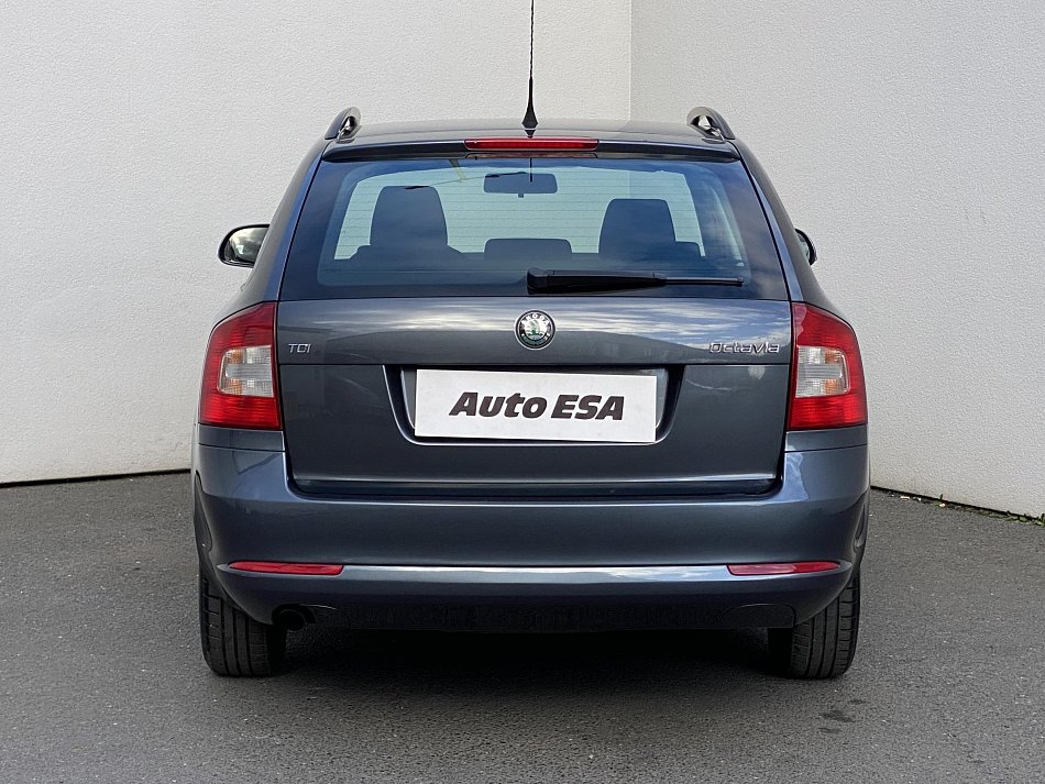 Škoda Octavia II 1.6 TDi Ambition