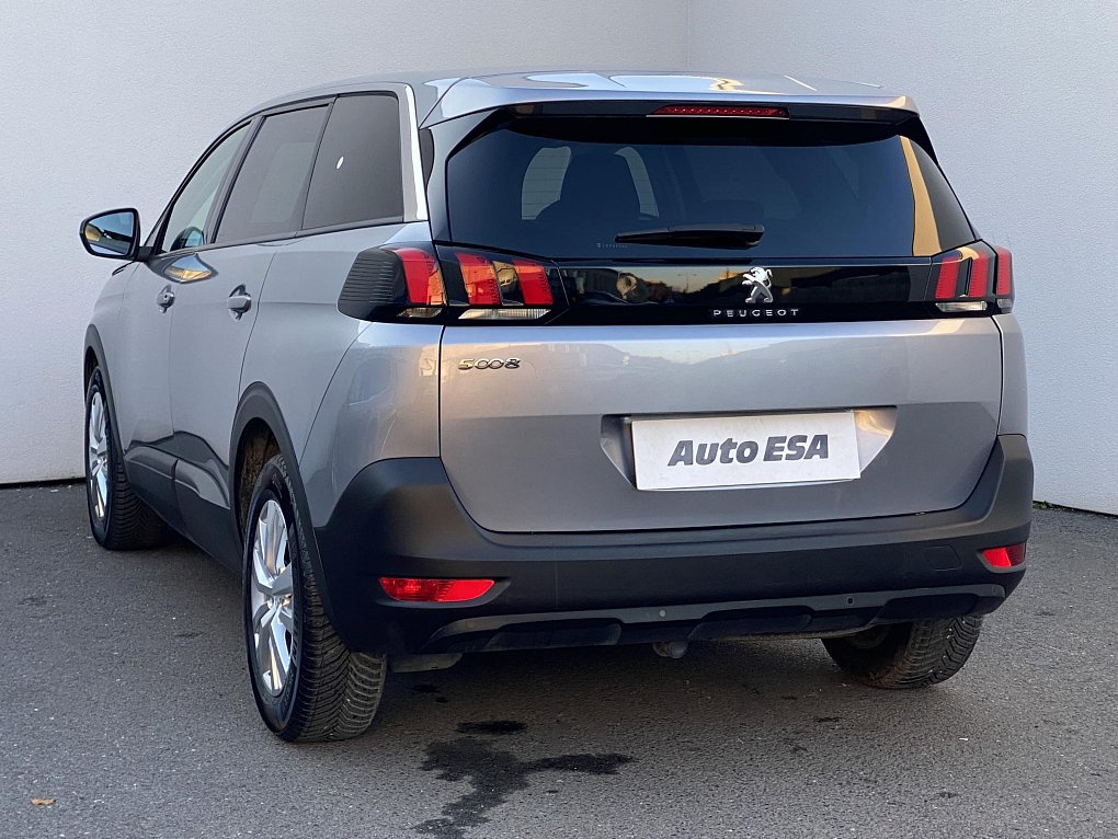 Peugeot 5008 1.5 HDi Active