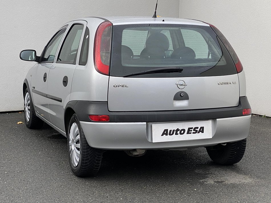 Opel Corsa 1.2i 