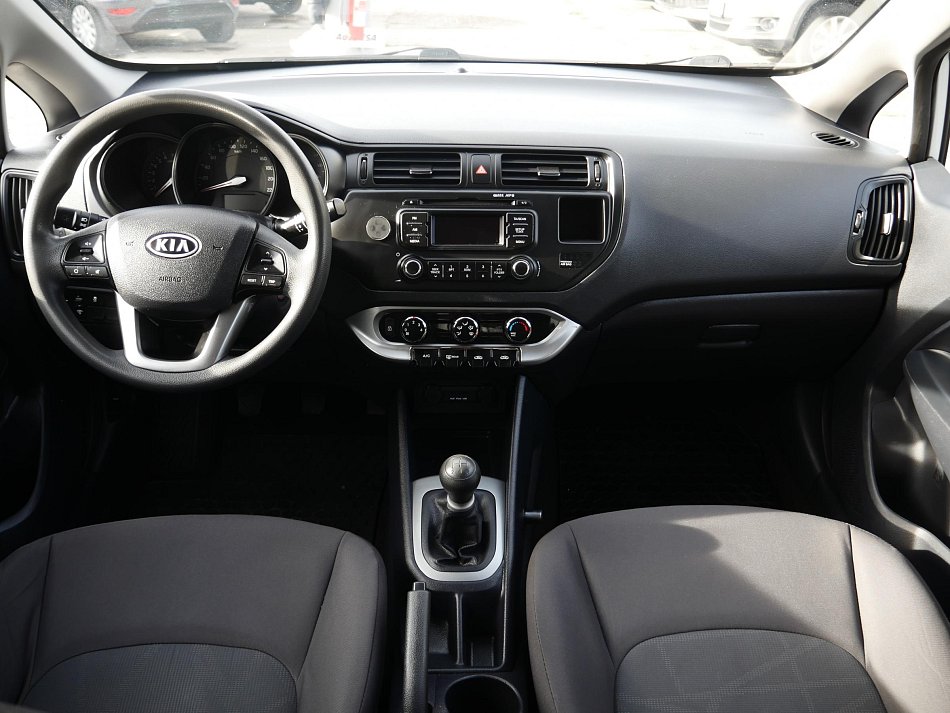 Kia Rio 1.2i 