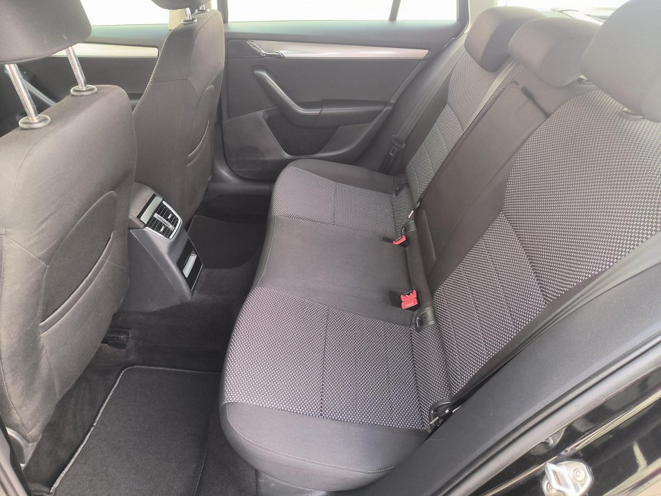 Škoda Octavia III 1.6 TDi Ambiente