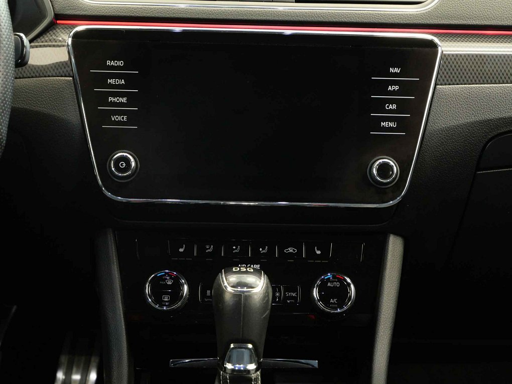 Škoda Superb III 2.0 TDI Ambiente