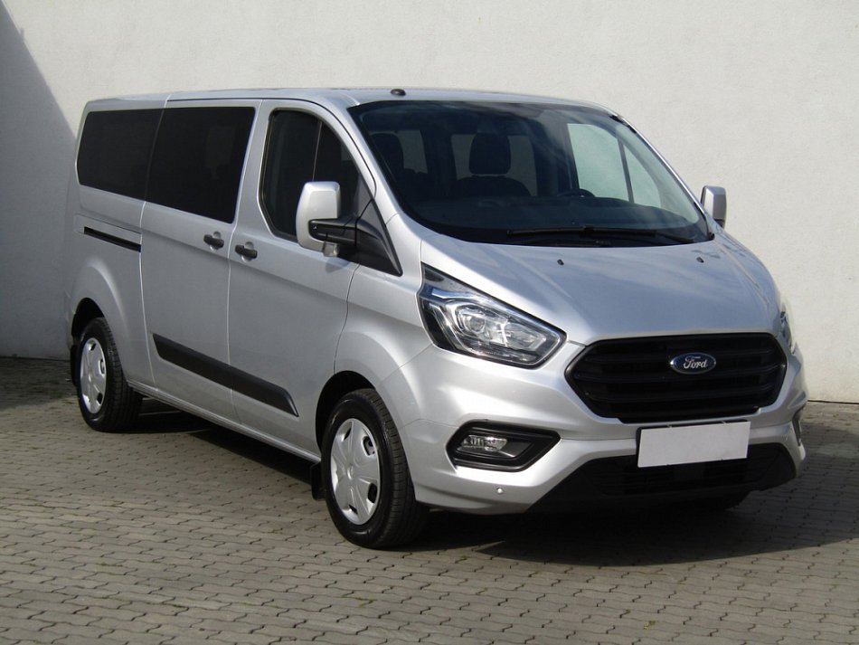 Ford Transit Custom 2.0TDCi Limited 6míst
