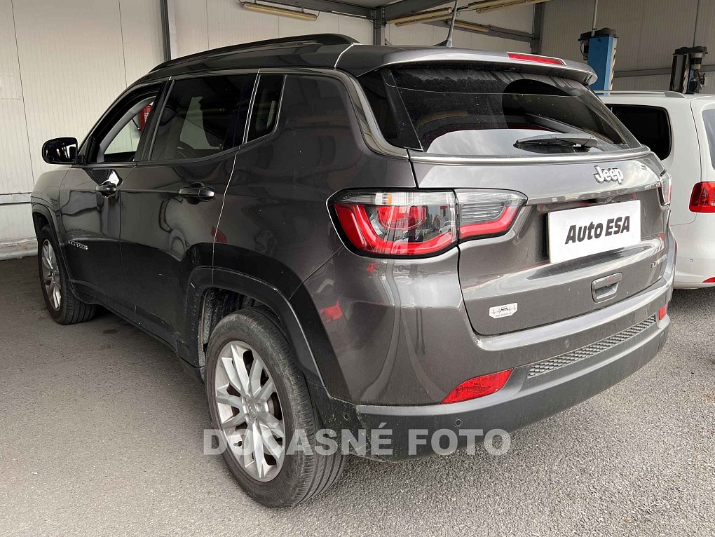 Jeep Compass 1.3 T Limited