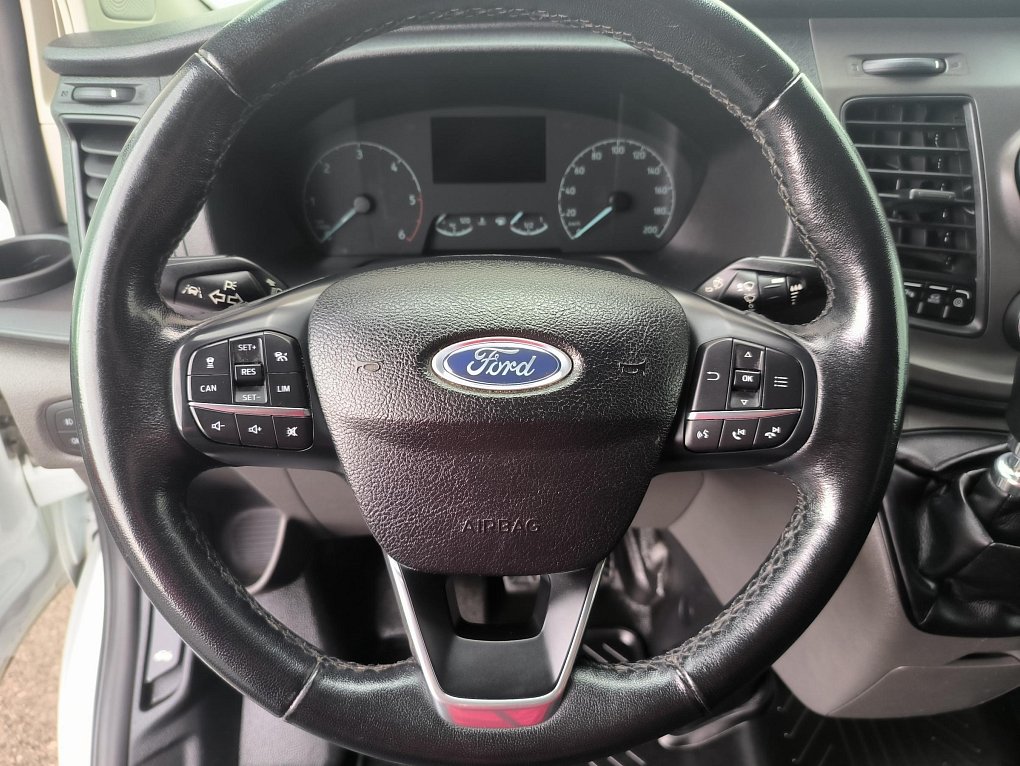 Ford Transit Custom 2.0TDCi Trend L2H1 5 míst