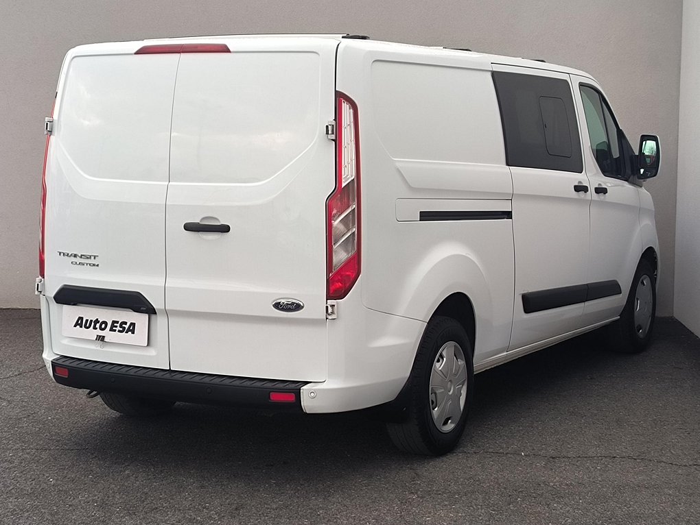 Ford Transit Custom 2.0TDCi Trend L2H1 5 míst