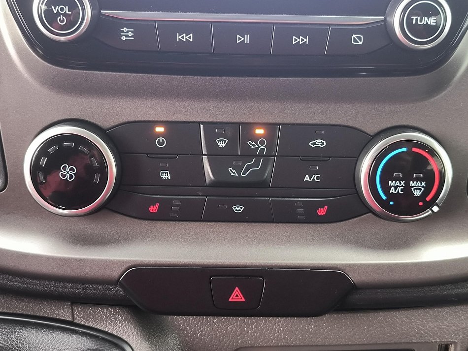 Ford Transit Custom 2.0TDCi Trend L2H1 5 míst