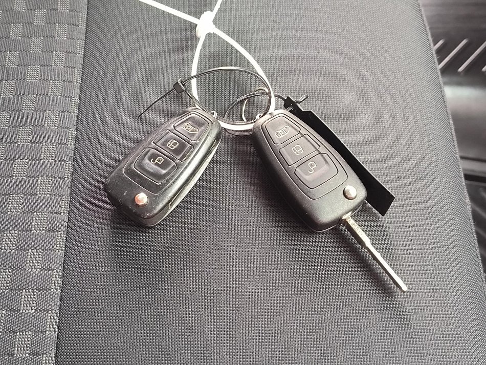 Ford Transit Custom 2.0TDCi Trend L2H1 5 míst