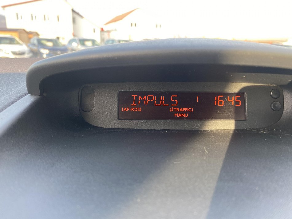 Renault Clio 1.6 i 