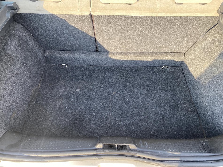Renault Clio 1.6 i 