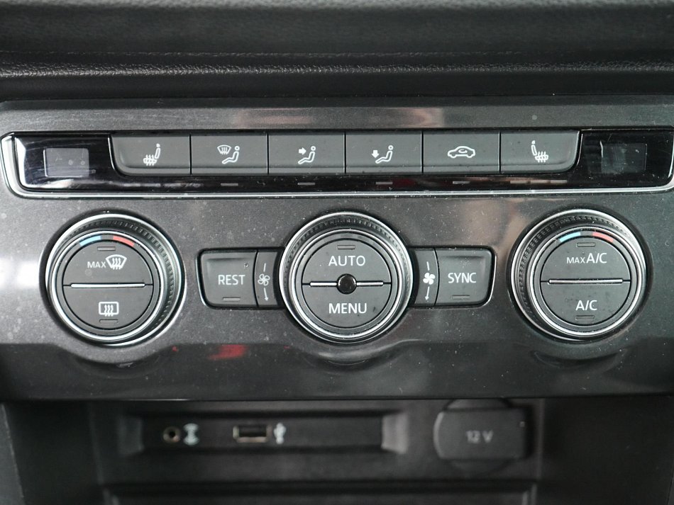 Volkswagen Tiguan 2.0 TDi 