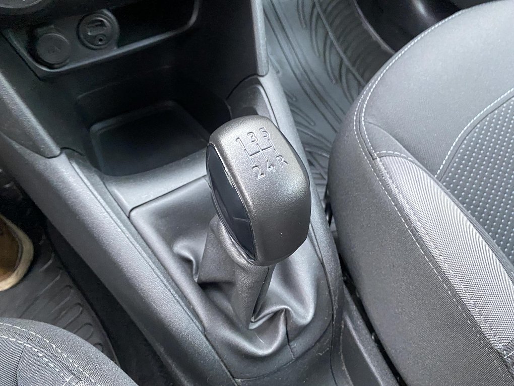 Peugeot 208 1.2i Active