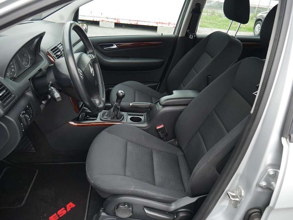 Mercedes-Benz Třída A 1.4i 