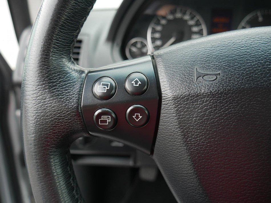 Mercedes-Benz Třída A 1.4i 