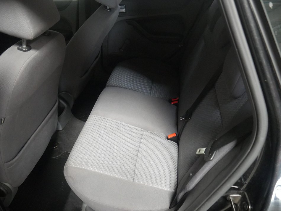 Ford Focus 1.6 16V 