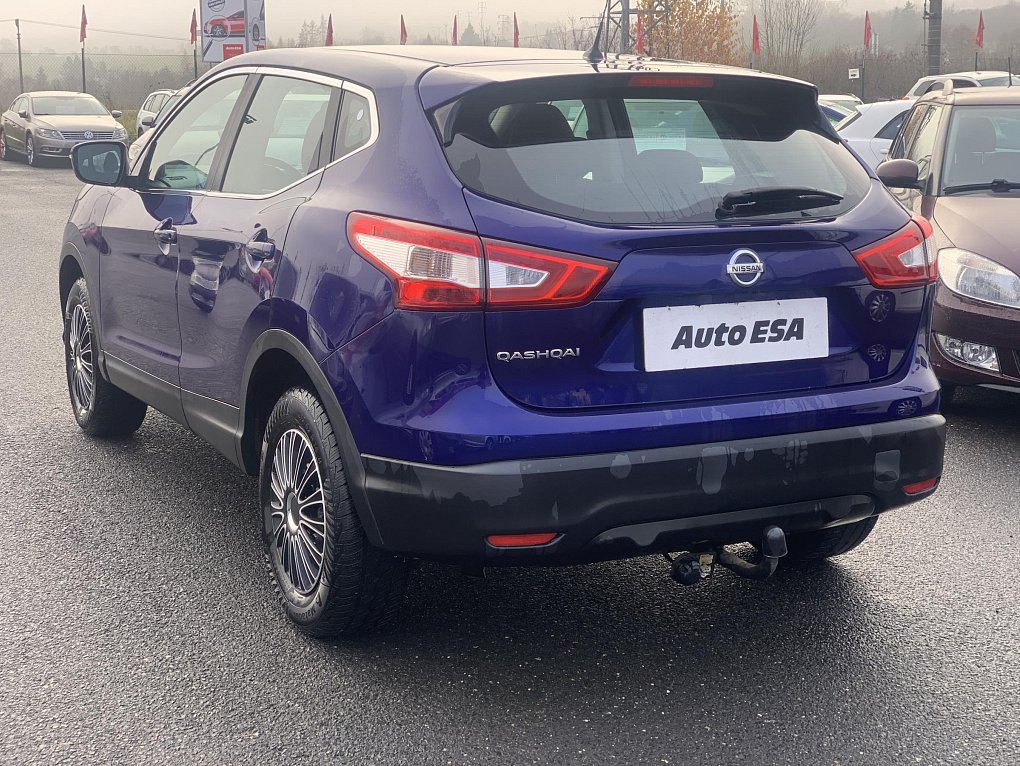 Nissan Qashqai 1.2i 