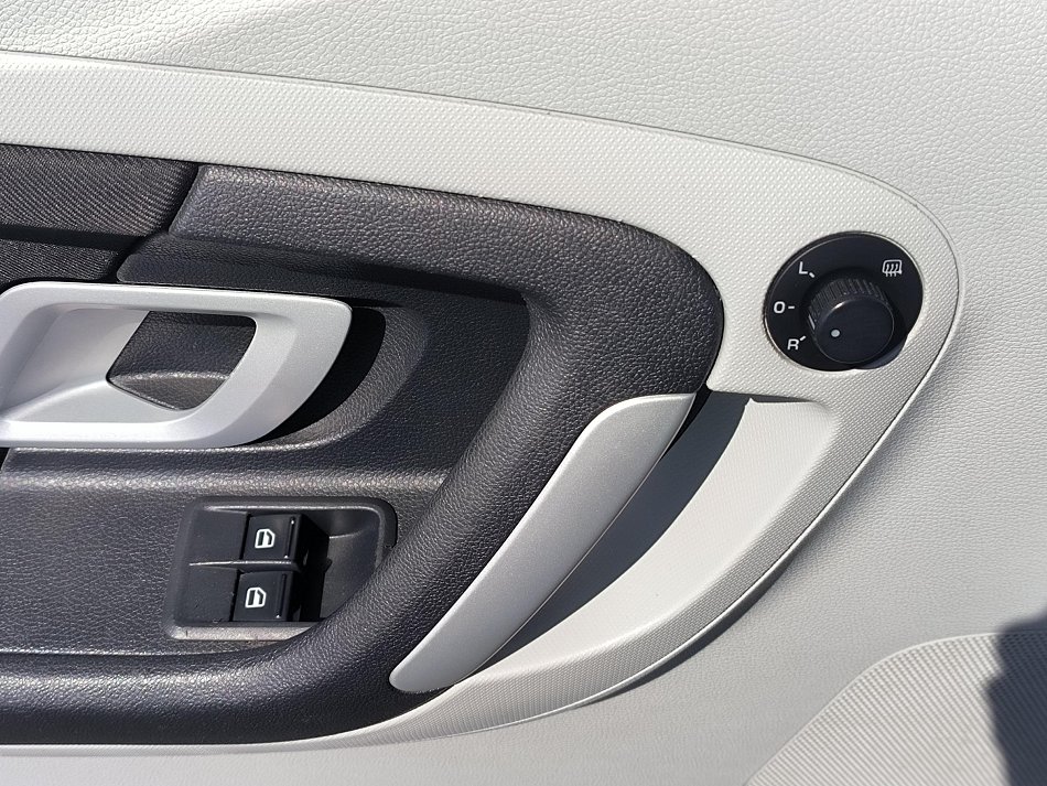 Škoda Roomster 1.2 HTP 