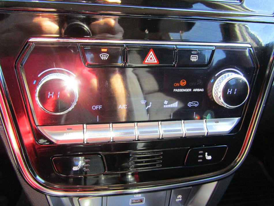 SsangYong Tivoli 1.5i 