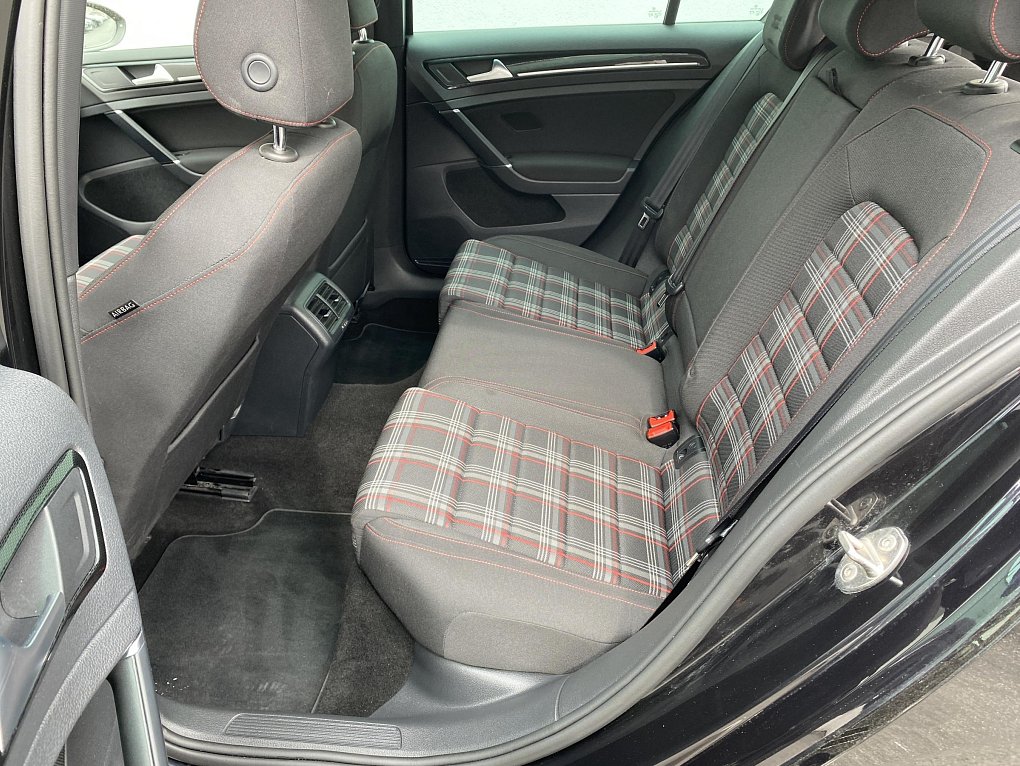 Volkswagen Golf 2.0 TSi GTi