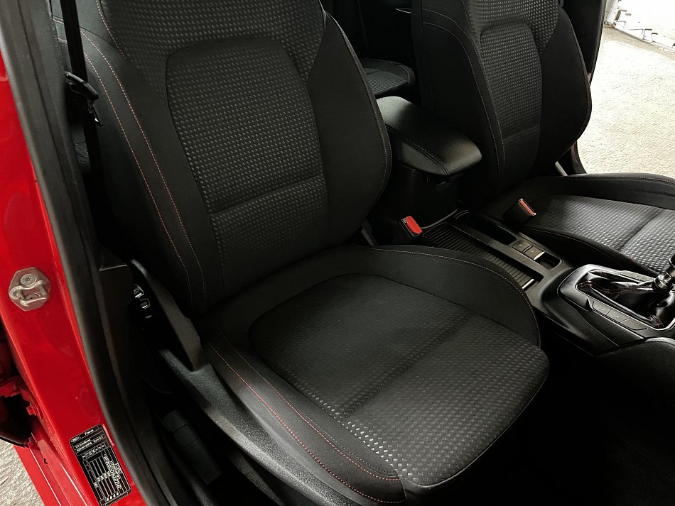 Ford Focus 1.0 EB ST-Line