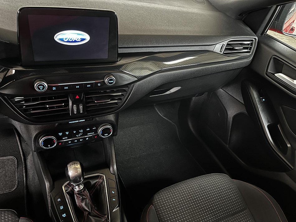Ford Focus 1.0 EB ST-Line