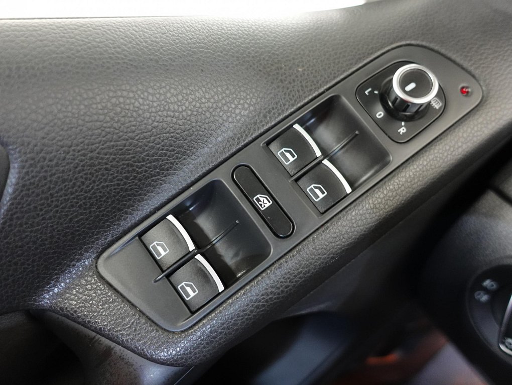 Volkswagen Tiguan 1.4TSi 